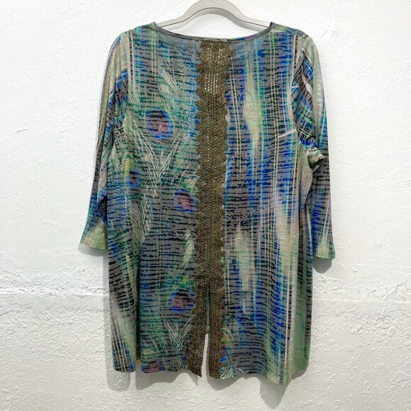 Live and Let Live Women Tunic Top Crochet Split Back 3/4 Sleeve Peacock Green 1X - Picture 2 of 11